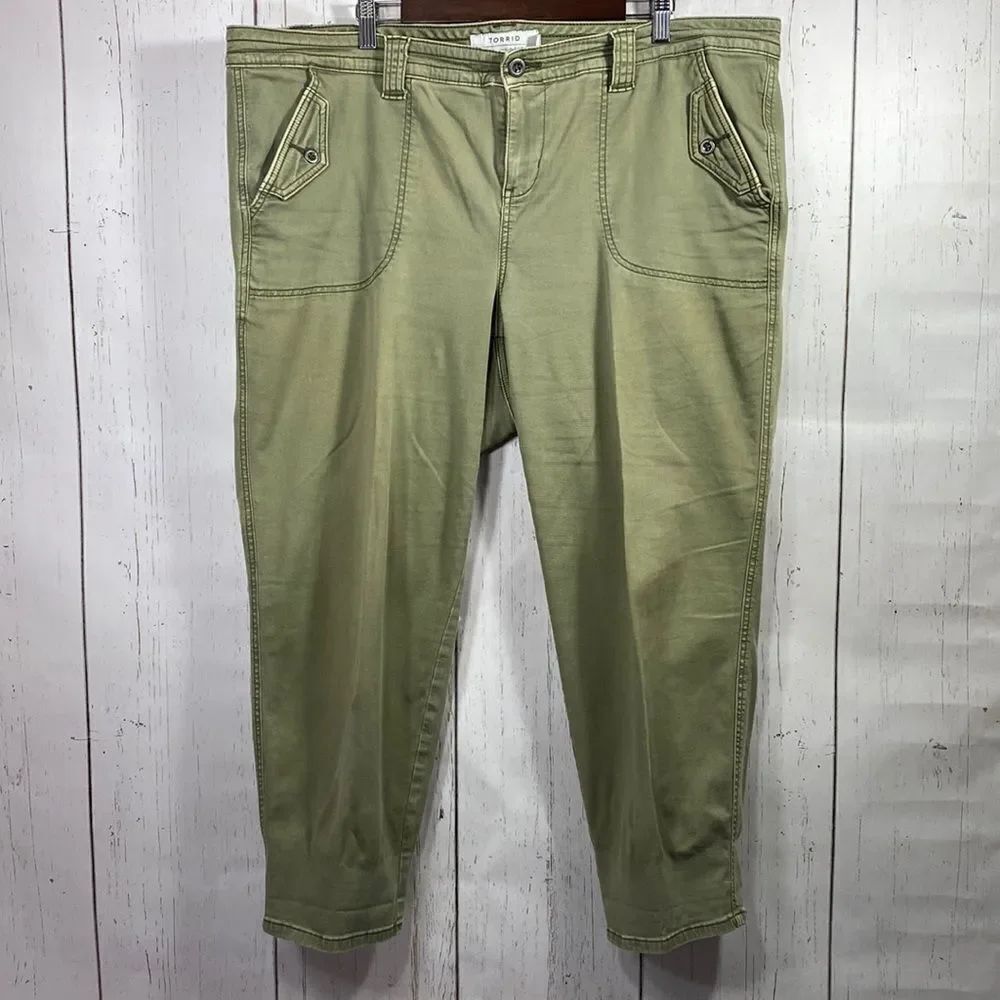 Torrid Olive Green Stretch Utility Pants Size 22 Casual Cargo Ankle Military